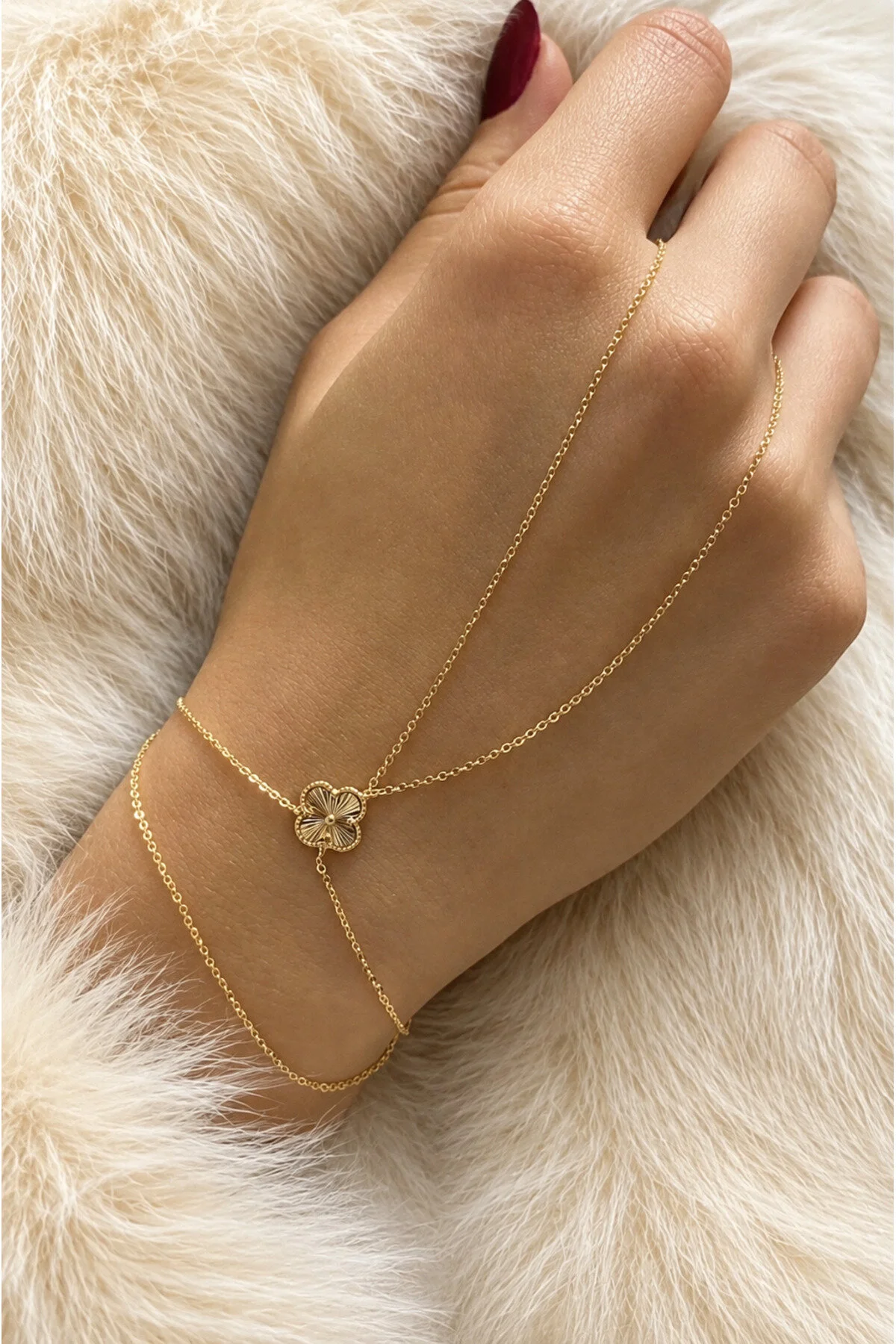 Kadın Gold 4 Yaprak Model Şahmeran Bileklik